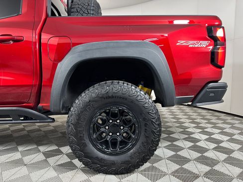 Used 2024 Chevrolet Colorado ZR2 w/ ZR2 Bison Edition image 28