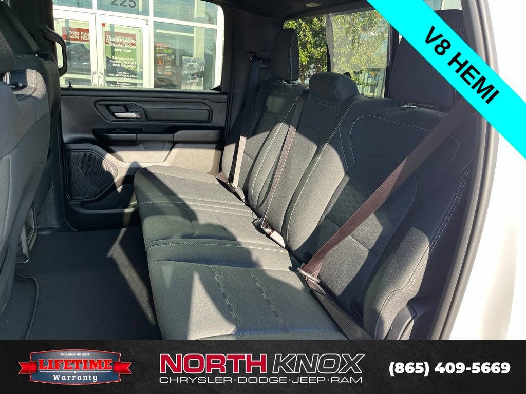 New 2026 RAM 1500 Express AWD/4WD image 16