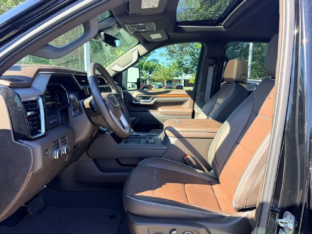 Used 2025 GMC Sierra 2500 Denali w/ Denali Reserve Package AWD/4WD image 12