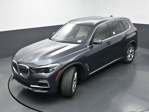 Used 2021 BMW X5 sDrive40i w/ Premium Package image 36