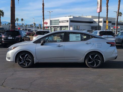 New 2025 Nissan Versa SR w/ Trunk Package FWD image 3