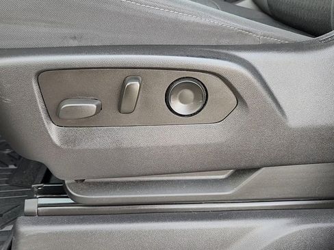 Used 2022 Chevrolet Silverado 1500 RST w/ All Star Edition Plus image 9