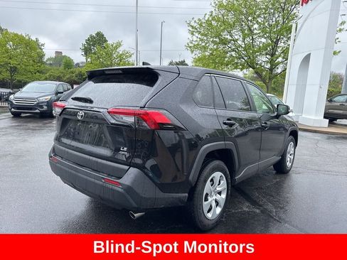 Used 2023 Toyota RAV4 LE AWD/4WD image 8