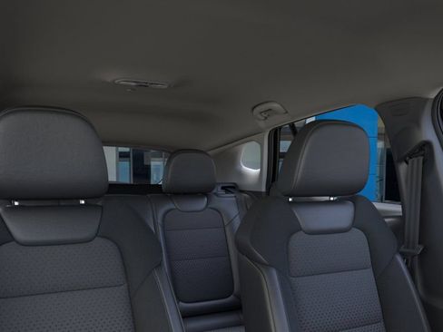 New 2026 Chevrolet Trax LT FWD image 24