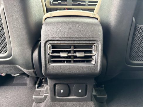 New 2026 Lincoln Corsair Premiere FWD image 16