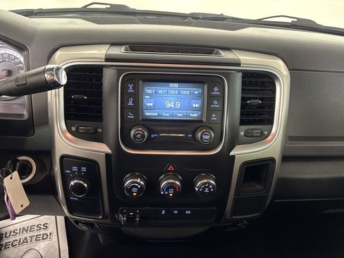 Used 2018 RAM 2500 SLT image 23