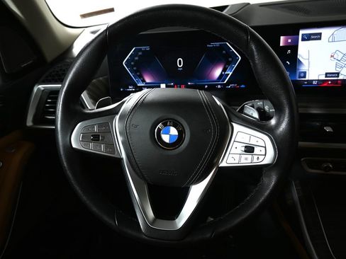 Certified 2023 BMW X7 xDrive40i w/ Premium Package image 18