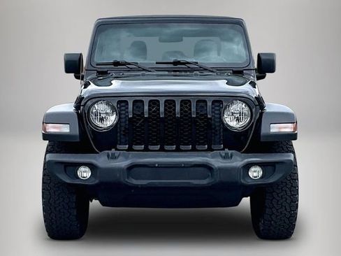 Used 2020 Jeep Gladiator Sport w/ Quick Order Package 24S AWD/4WD image 3