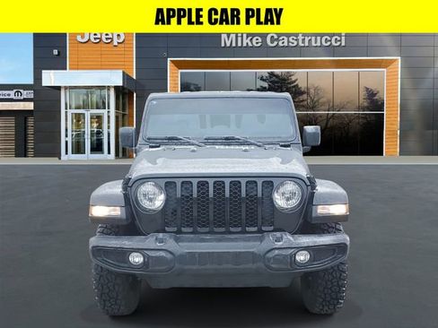 Certified 2023 Jeep Gladiator Willys image 2