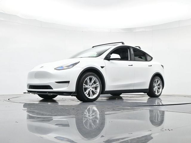 Used 2022 Tesla Model Y Long Range AWD/4WD image 35