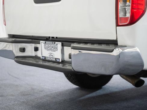 Used 2021 Nissan Frontier SV RWD image 7