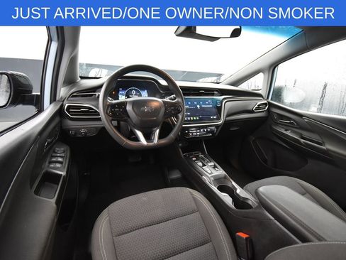 Used 2023 Chevrolet Bolt LT image 11