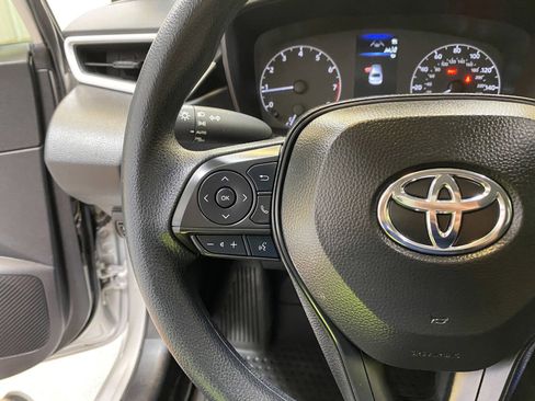 Used 2024 Toyota Corolla LE FWD image 31