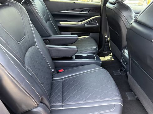 Used 2023 INFINITI QX60 Autograph w/ Cargo Package AWD/4WD image 13