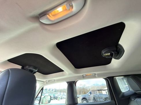 Used 2019 Jeep Renegade Trailhawk image 13