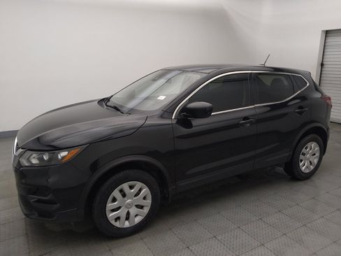 Used 2020 Nissan Rogue Sport S FWD image 2