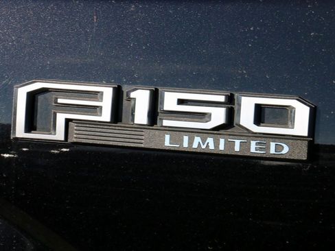 Used 2020 Ford F150 Limited w/ Trailer Tow Package image 10