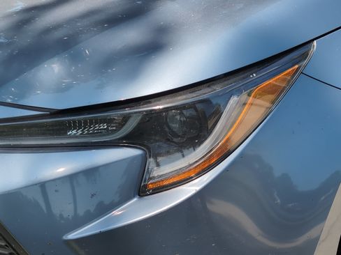Used 2021 Toyota Corolla LE FWD image 6