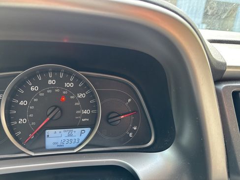 Used 2014 Toyota RAV4 LE image 10