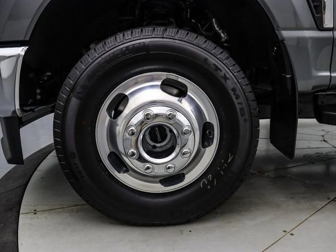 Certified 2025 Ford F350 XLT image 11