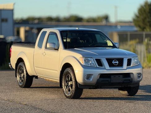 Used 2010 Nissan Frontier PRO-4X AWD/4WD image 1