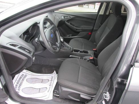 Used 2018 Ford Focus S FWD image 11