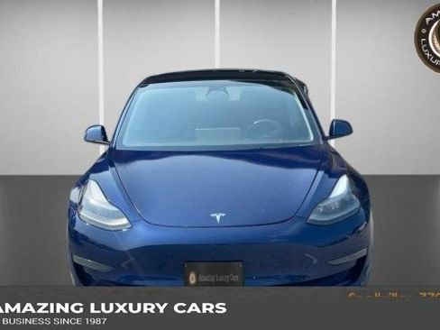 Used 2022 Tesla Model 3 Long Range AWD/4WD image 1