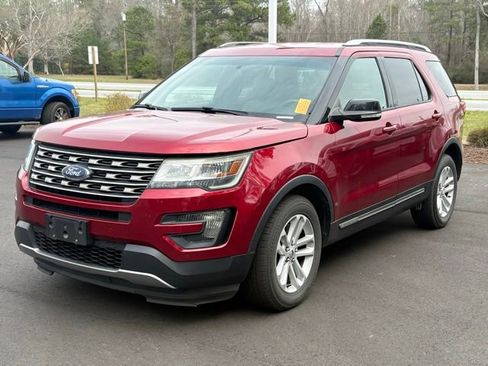 Used 2016 Ford Explorer XLT w/ Equipment Group 202A image 1