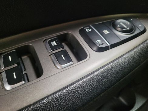 Used 2019 Kia Optima LX FWD image 27