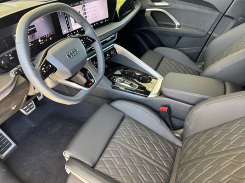 New 2026 Audi SQ5 Premium Plus AWD/4WD image 10