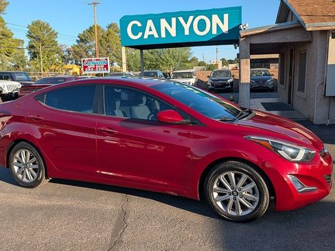 Used 2014 Hyundai Elantra SE w/ Option Group 02 image 3