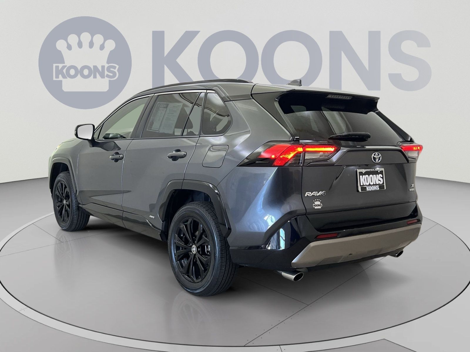 Used 2022 Toyota RAV4 SE w/ Convenience Package AWD/4WD image 7