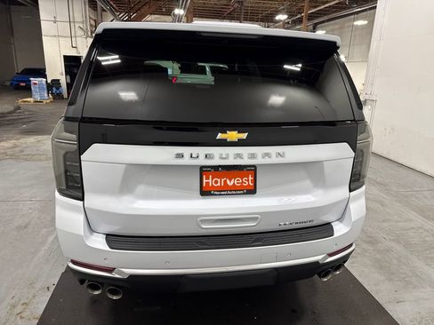 New 2026 Chevrolet Suburban Premier AWD/4WD image 5