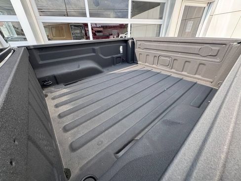 Used 2021 Jeep Gladiator Overland AWD/4WD image 28