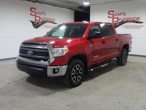 Used 2015 Toyota Tundra SR5 image 1
