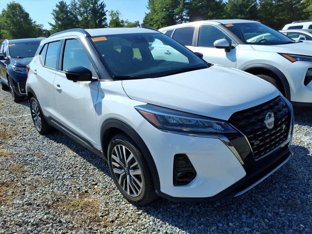 Used 2024 Nissan Kicks SR FWD image 13