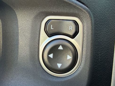 Used 2018 Jeep Wrangler Unlimited Sport S AWD/4WD image 8