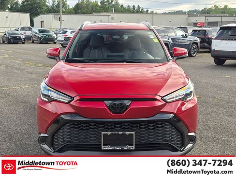 Used 2024 Toyota Corolla Cross AWD Hybrid image 8