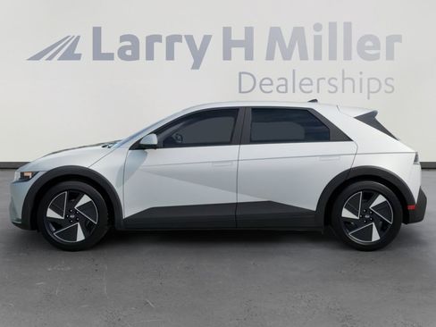 New 2026 Hyundai Ioniq 5 SEL RWD image 3