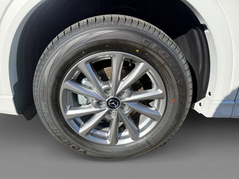 New 2025 MAZDA CX-5 AWD 2.5 S w/ Preferred Package image 9