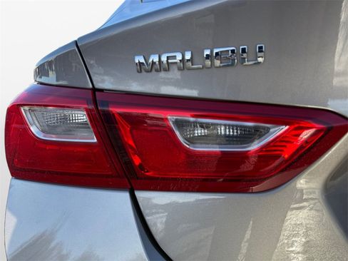 Used 2024 Chevrolet Malibu LT image 21