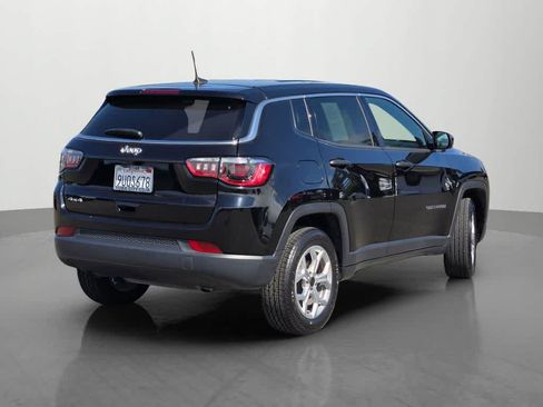 Used 2025 Jeep Compass Sport AWD/4WD image 6