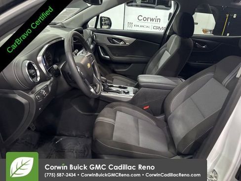 Certified 2025 Chevrolet Blazer LT w/ Convenience Package image 11