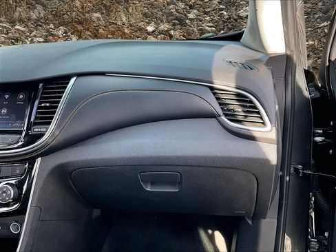 Used 2020 Chevrolet Trax Premier image 15