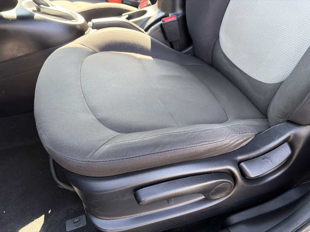 Used 2016 Kia Soul FWD image 9