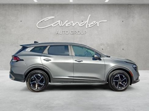 Used 2023 Kia Sportage LX AWD/4WD image 17