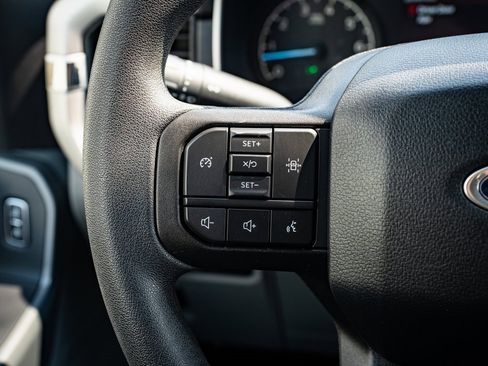 Used 2023 Ford F150 XLT image 24