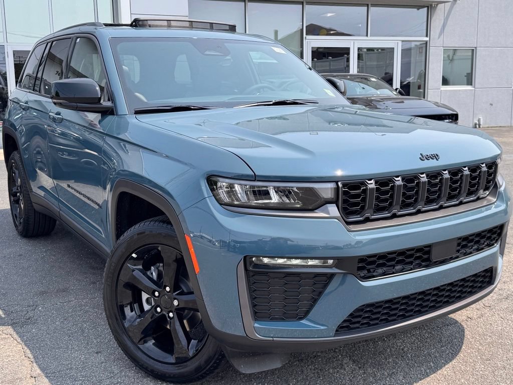 New 2026 Jeep Grand Cherokee Limited w/ Limited Altitude Package AWD/4WD image 1