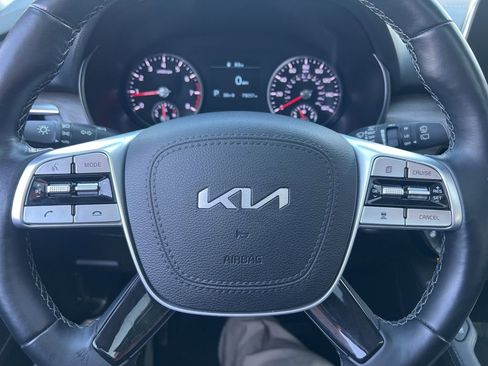 Certified 2022 Kia Telluride EX w/ EX Premium Package image 63