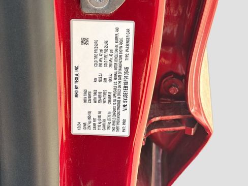 Used 2025 Tesla Model 3 Long Range AWD/4WD image 33